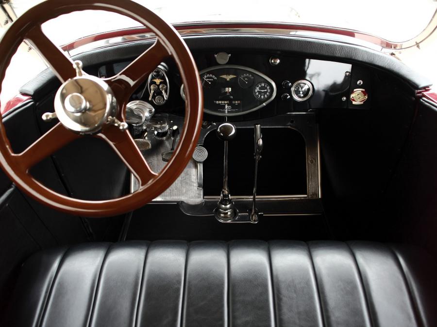  Duesenberg A Touring by Millspaugh & Irish 1925 года  (фото 2 из 4)
